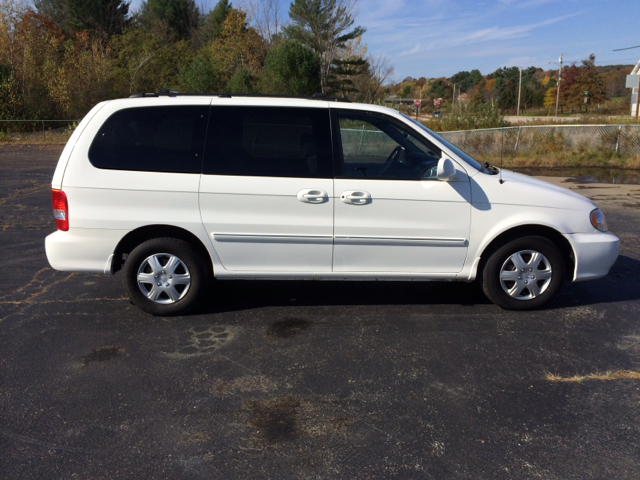 2005 Kia Sedona Elk Conversion Van