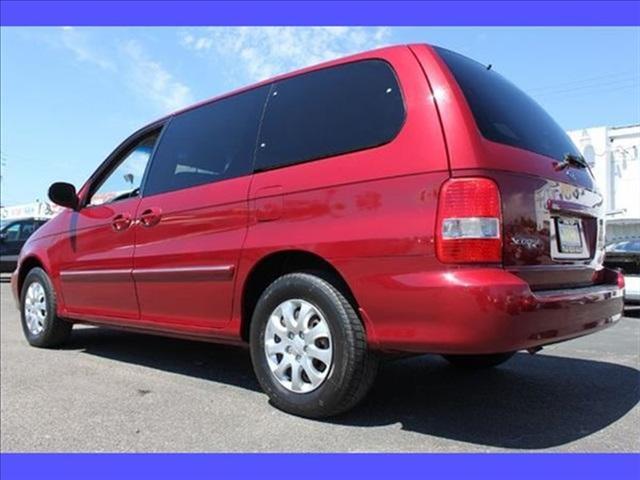 2005 Kia Sedona Elk Conversion Van