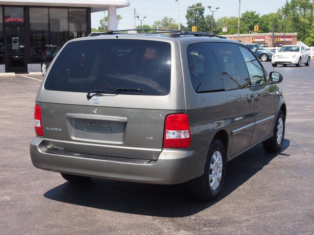 2005 Kia Sedona Elk Conversion Van