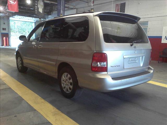 2005 Kia Sedona SL Regular Cab 2WD