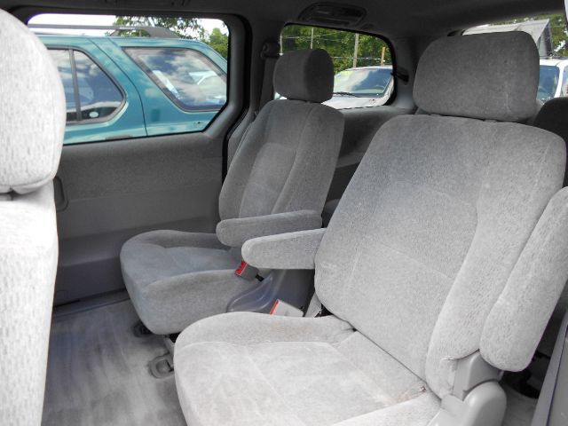 2005 Kia Sedona Elk Conversion Van