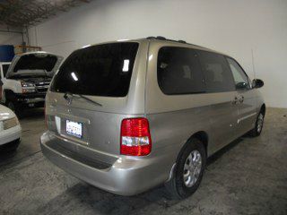 2005 Kia Sedona Elk Conversion Van