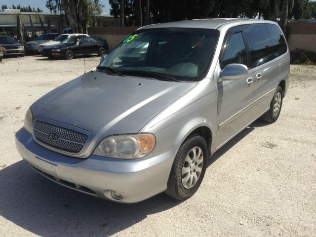 2005 Kia Sedona Elk Conversion Van