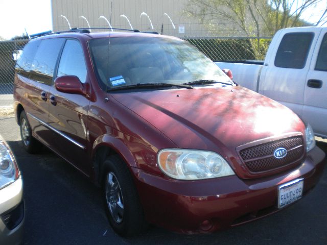 2005 Kia Sedona Elk Conversion Van