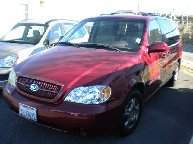 2005 Kia Sedona Elk Conversion Van