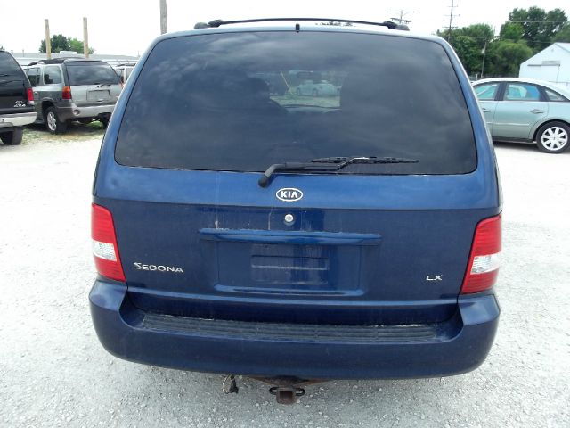 2005 Kia Sedona Elk Conversion Van