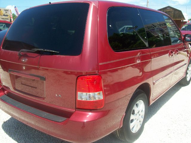 2005 Kia Sedona Elk Conversion Van
