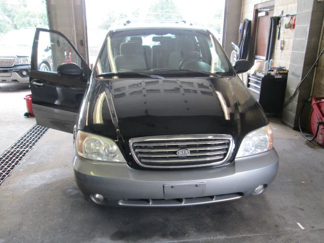 2005 Kia Sedona Open-top