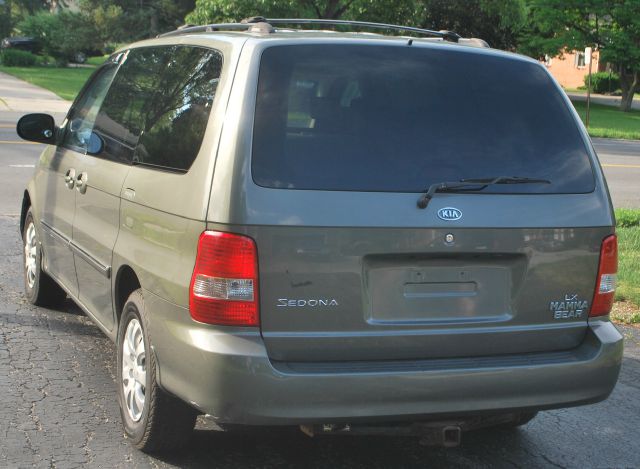 2005 Kia Sedona Elk Conversion Van