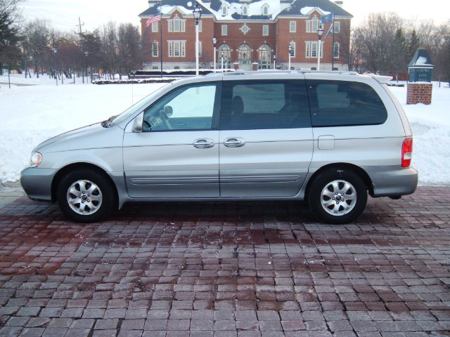 2005 Kia Sedona Open-top