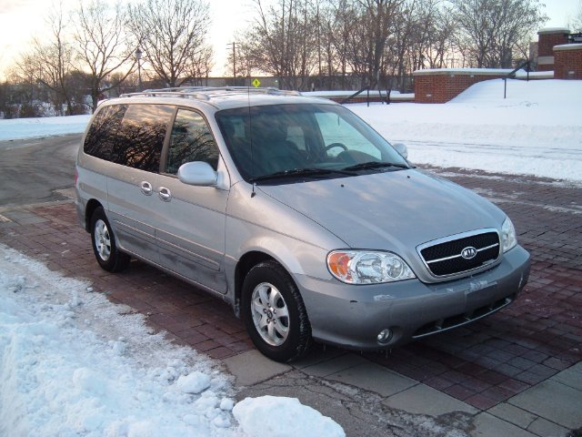 2005 Kia Sedona Open-top