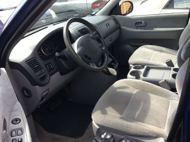 2005 Kia Sedona Elk Conversion Van