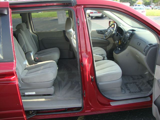 2006 Kia Sedona Elk Conversion Van