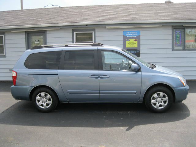 2006 Kia Sedona Elk Conversion Van