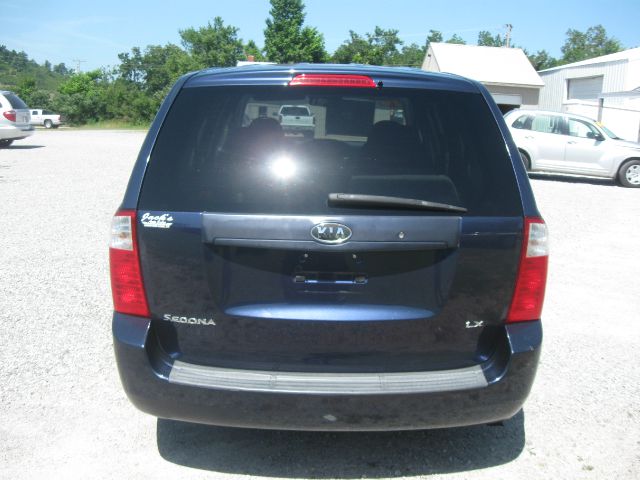 2006 Kia Sedona Elk Conversion Van