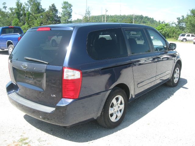 2006 Kia Sedona Elk Conversion Van