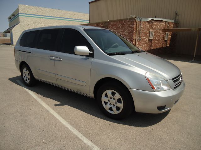 2006 Kia Sedona Elk Conversion Van