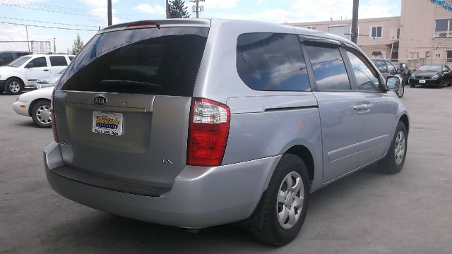 2006 Kia Sedona Elk Conversion Van