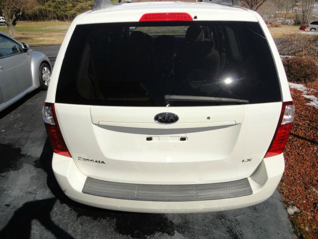 2006 Kia Sedona Elk Conversion Van