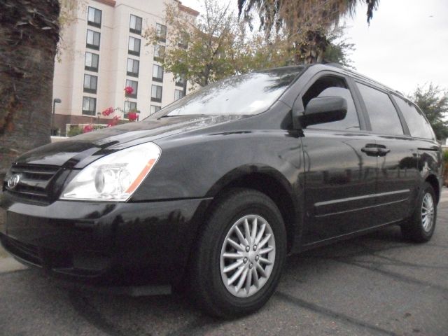 2006 Kia Sedona Elk Conversion Van