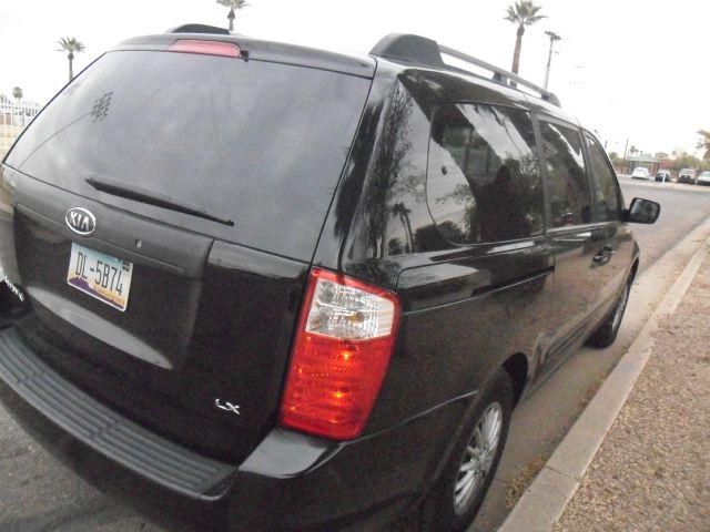 2006 Kia Sedona Elk Conversion Van