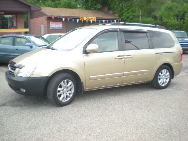 2006 Kia Sedona Open-top