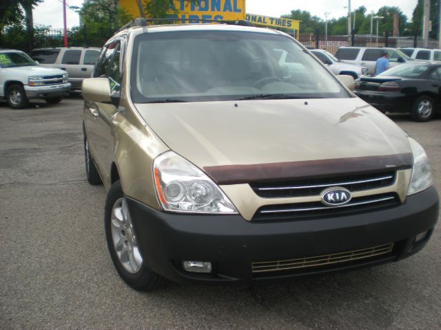 2006 Kia Sedona Open-top