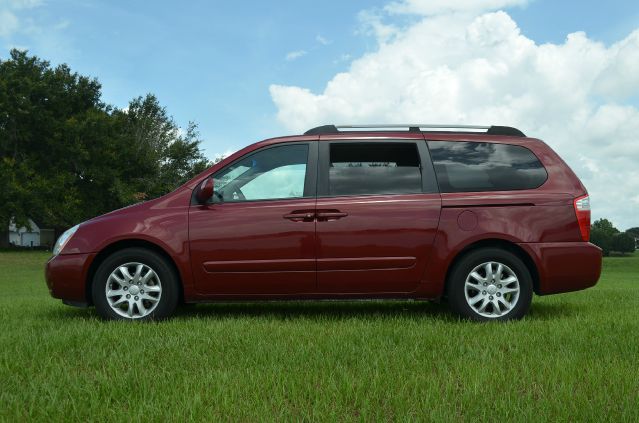 2006 Kia Sedona Open-top