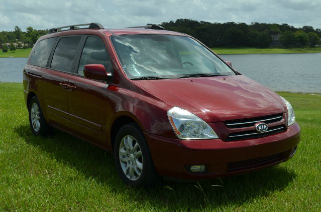 2006 Kia Sedona Open-top