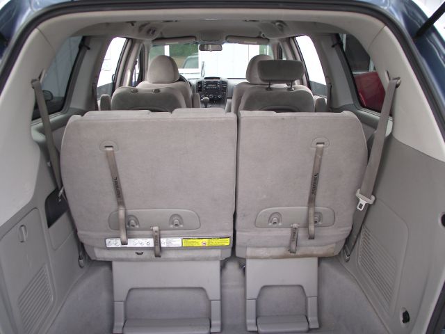 2006 Kia Sedona Elk Conversion Van