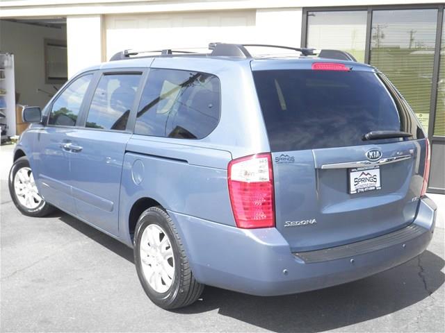 2006 Kia Sedona SL Pickup 4D 6 1/2 Ft