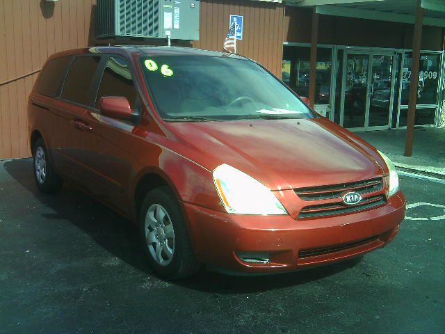 2006 Kia Sedona Elk Conversion Van