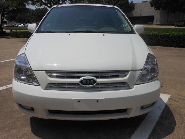 2006 Kia Sedona Open-top