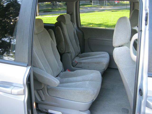 2006 Kia Sedona Elk Conversion Van