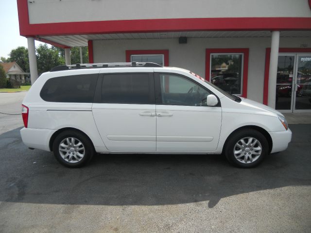 2006 Kia Sedona Open-top