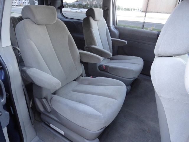 2006 Kia Sedona Elk Conversion Van