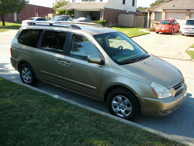2006 Kia Sedona Elk Conversion Van