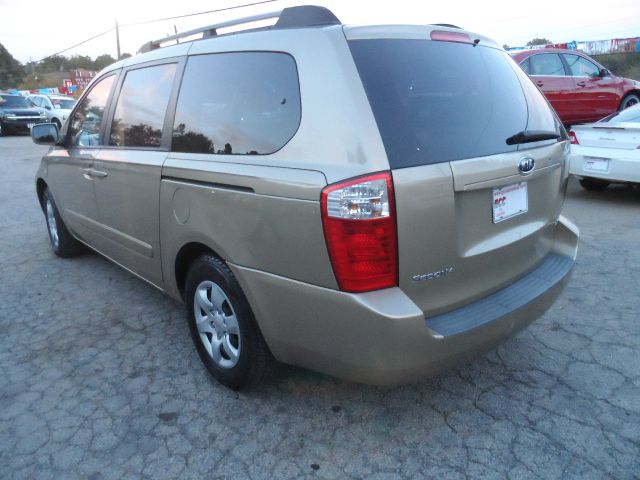 2006 Kia Sedona Elk Conversion Van