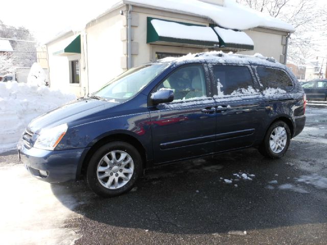 2007 Kia Sedona Crew Cab 4x4 Shortbox