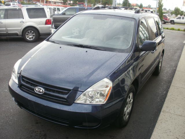2007 Kia Sedona 2WD Crew Cab LWB XE Truck