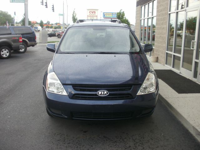 2007 Kia Sedona 2WD Crew Cab LWB XE Truck