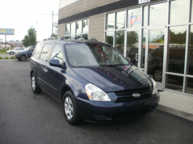 2007 Kia Sedona 2WD Crew Cab LWB XE Truck
