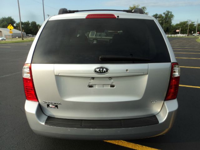 2007 Kia Sedona Coupe