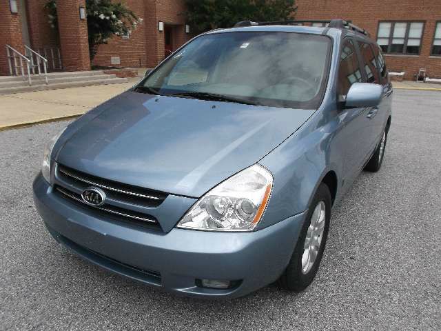 2007 Kia Sedona Crew Cab 4x4 Shortbox