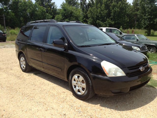 2007 Kia Sedona 2WD Crew Cab LWB XE Truck