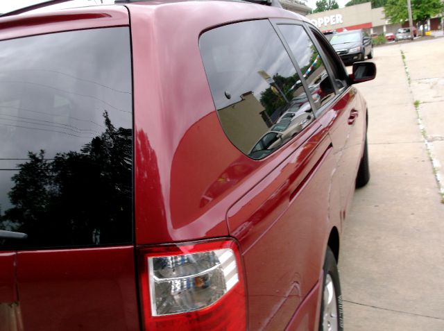 2007 Kia Sedona 2WD Crew Cab LWB XE Truck