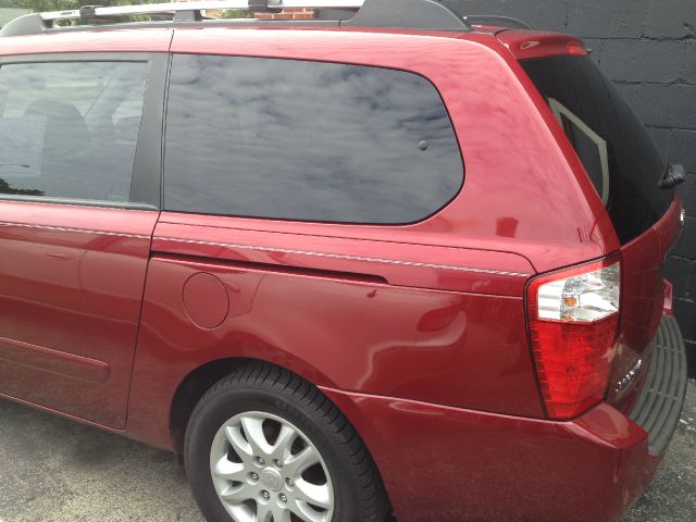 2007 Kia Sedona Crew Cab 4x4 Shortbox
