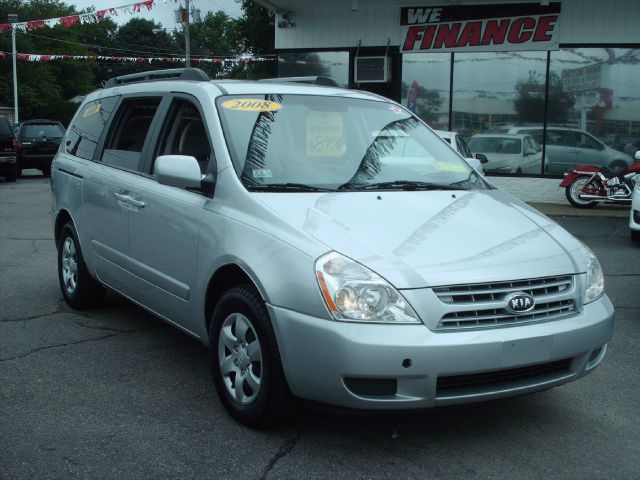 2008 Kia Sedona 2WD Crew Cab LWB XE Truck