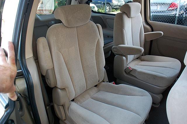 2008 Kia Sedona Elk Conversion Van