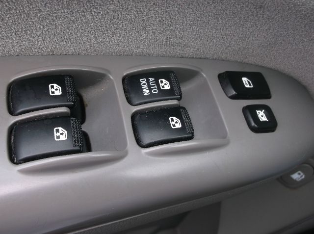 2008 Kia Sedona Crew Cab 4x4 Shortbox